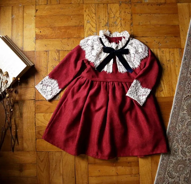 2-12 Years New Lace Patchwork Royal Girls Dress for Fastival Girls Long Sleeve Court Dress for Wedding Birthday Girls Costume
2-12 Years New Lace Patchwork Royal Girls Dress for Fastival Girls Long Sleeve Court Dress for Wedding Birthday Girls Costume
