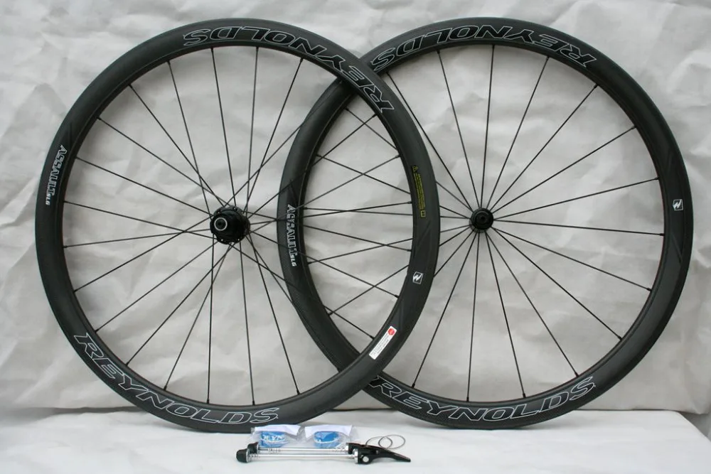 Reynolds ASSAULT carbon 700c Road Bike Bicycle wheelset 20/24h 1515g TUBELESS READY clincher tubular
Reynolds ASSAULT carbon 700c Road Bike Bicycle wheelset 20/24h 1515g TUBELESS READY clincher tubular