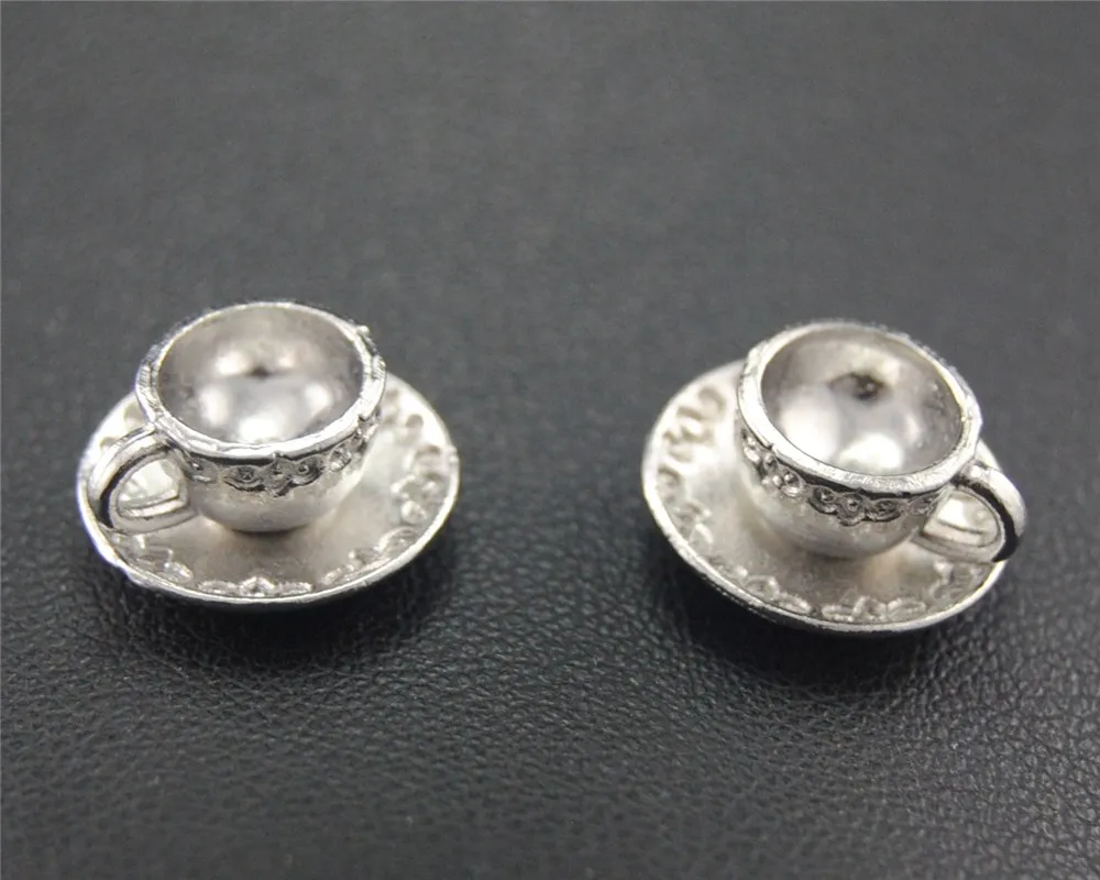 8pcs Silver Color 3D Coffee Cup Charm Handmade Teacup Charms Pendants Jewelry Findings A1739
8pcs Silver Color 3D Coffee Cup Charm Handmade Teacup Charms Pendants Jewelry Findings A1739