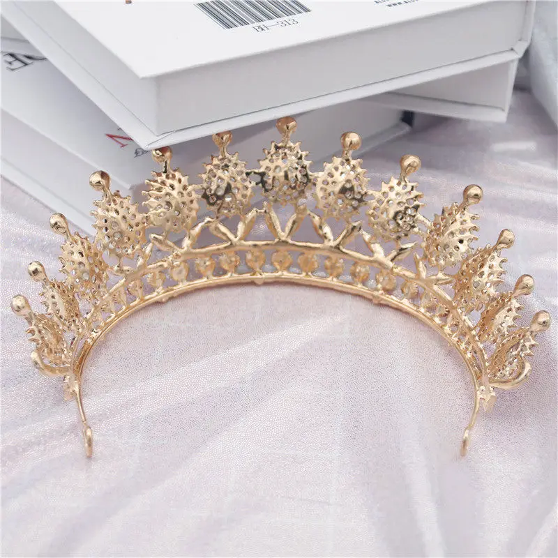 Gorgeous Headbands Vintage Baroque Tiaras For Queen Bride Red Crystal Crowns Bridal Wedding Hair Jewelry Head Accessories
Gorgeous Headbands Vintage Baroque Tiaras For Queen Bride Red Crystal Crowns Bridal Wedding Hair Jewelry Head Accessories
