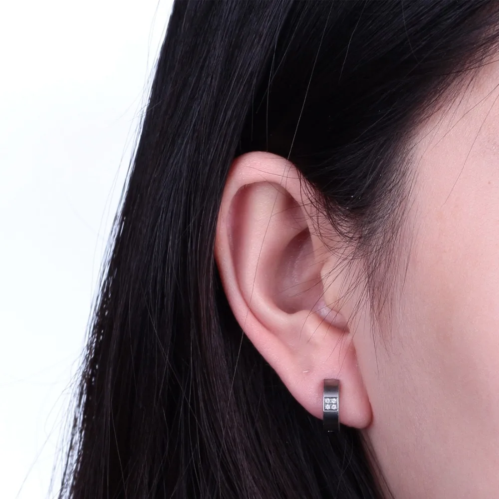 Soul Men New Fashion Hip Hop Cubic Zirconia Pure Titanium Hoop Earrings For Women Men Boys Rocker Health An-allergic Jewelry
Soul Men New Fashion Hip Hop Cubic Zirconia Pure Titanium Hoop Earrings For Women Men Boys Rocker Health An-allergic Jewelry