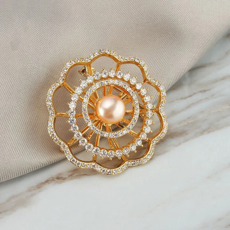 Luxury Rhinestone Flower Brooches Women Natural Pearl Brooch Lapel Pins for Female Wedding Brooch Crystal Jewelry Accessories
Luxury Rhinestone Flower Brooches Women Natural Pearl Brooch Lapel Pins for Female Wedding Brooch Crystal Jewelry Accessories