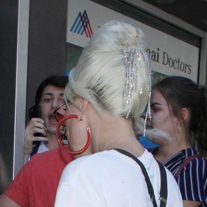 2019 Trendy Tassel Hairpins For Girls Shining Rhinestone Crystal Luxury Hair Clips Bride Wedding Accessories Party Hairgrips
2019 Trendy Tassel Hairpins For Girls Shining Rhinestone Crystal Luxury Hair Clips Bride Wedding Accessories Party Hairgrips