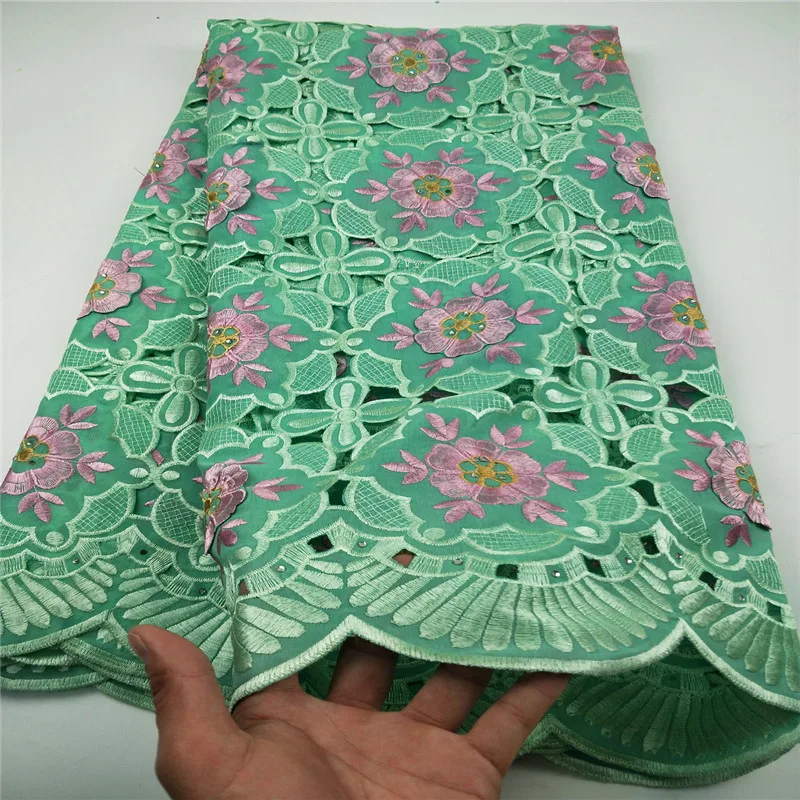 2019 New Design Cotton Lace African Lace Fabric White French Net Laces Fabric With Stones High Quality Swiss Voile LaceCHYP3(4 )
2019 New Design Cotton Lace African Lace Fabric White French Net Laces Fabric With Stones High Quality Swiss Voile LaceCHYP3(4 )