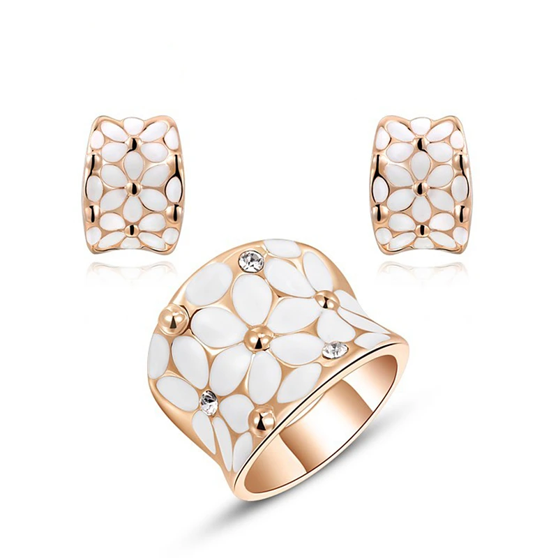 ROMAD Vintage RIngs Austrian Crystal Engagement Flower Rose Gold for Women Wedding Rings Anillos Mujer Parure Bijoux Jewelry
ROMAD Vintage RIngs Austrian Crystal Engagement Flower Rose Gold for Women Wedding Rings Anillos Mujer Parure Bijoux Jewelry