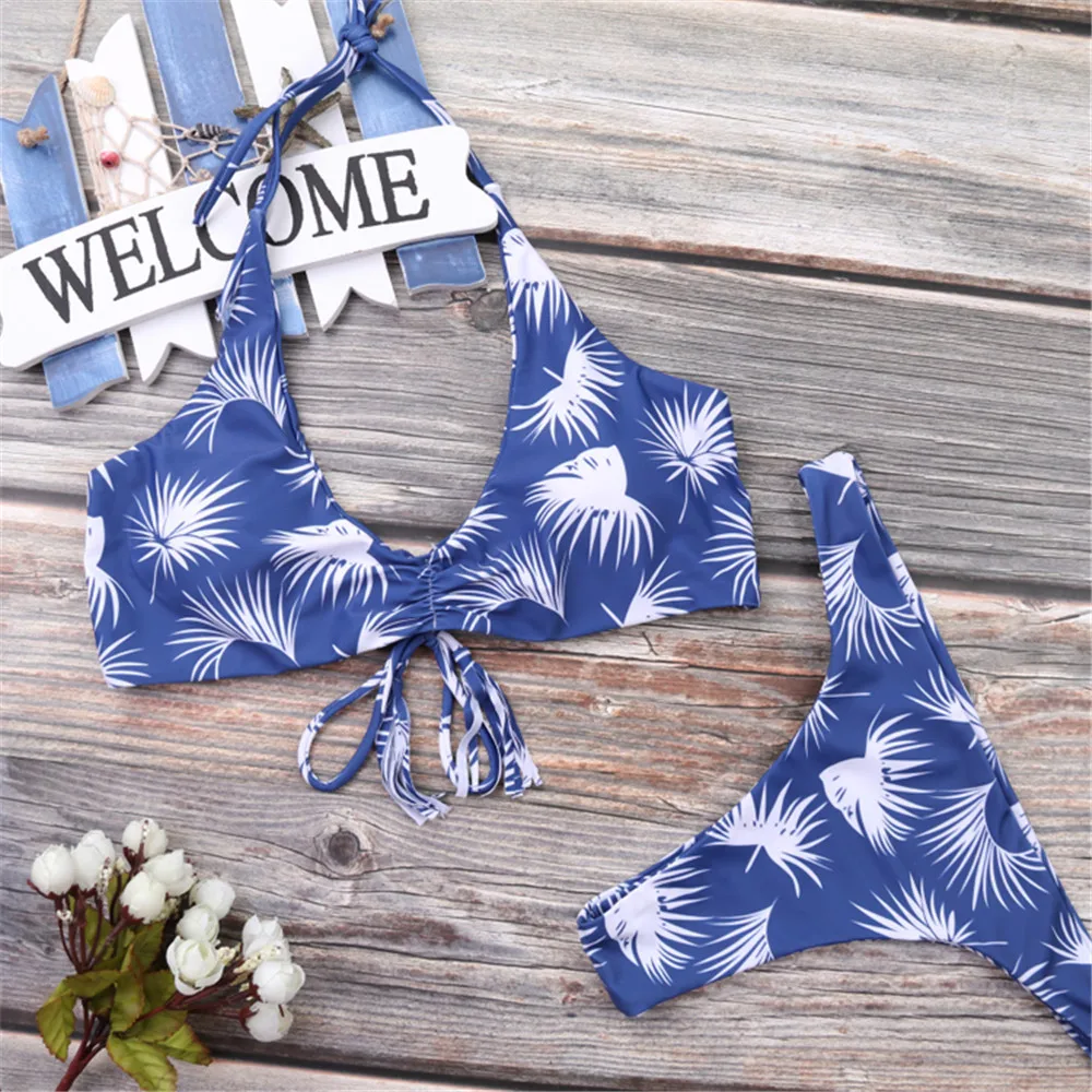 sexy bikini 2019 printing Leaf fold halter Bandage Adjustable Breast pad micro bikinis set swimwear women swimsuit biquini mayo
sexy bikini 2019 printing Leaf fold halter Bandage Adjustable Breast pad micro bikinis set swimwear women swimsuit biquini mayo