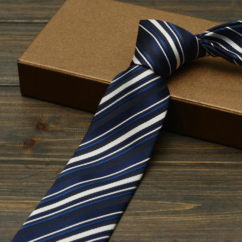 Luxury Mens Ties 7cm Navy Blue Striped Neck Ties for Men Necktie Classic Wear Business Wedding Tie Party Gravatas with Gift Box
Luxury Mens Ties 7cm Navy Blue Striped Neck Ties for Men Necktie Classic Wear Business Wedding Tie Party Gravatas with Gift Box