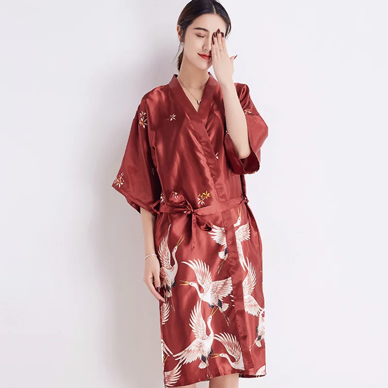 Robe Female Bathrobe Sexy Satin Robe Spring Kimono Silk Bath Robe Sleepwear Women Dressing Gown Nightgown Sleepwear&robe
Robe Female Bathrobe Sexy Satin Robe Spring Kimono Silk Bath Robe Sleepwear Women Dressing Gown Nightgown Sleepwear&robe