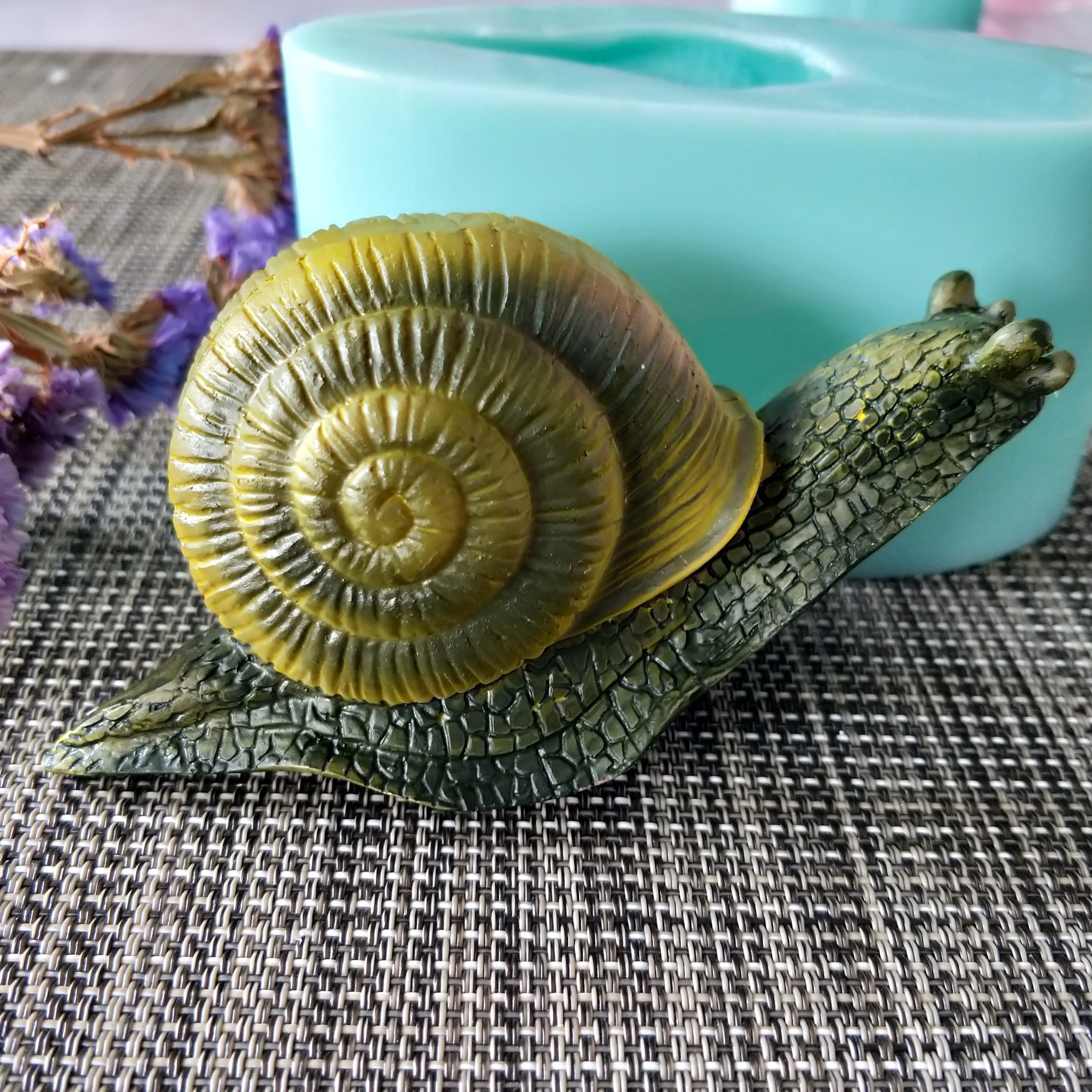 DW0141 PRZY Mold Silicone Soap Mould 3D Animals Snails Handmade Soap Making Molds Candle Mold Silicone Resin Clay Mold
DW0141 PRZY Mold Silicone Soap Mould 3D Animals Snails Handmade Soap Making Molds Candle Mold Silicone Resin Clay Mold