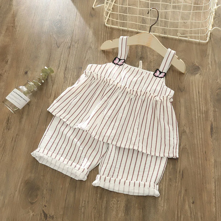 fashion summer children sets o-neck butterful cotton Striped sling vest + pants for girls casual sleeveless kids clothing 2Pcs
fashion summer children sets o-neck butterful cotton Striped sling vest + pants for girls casual sleeveless kids clothing 2Pcs