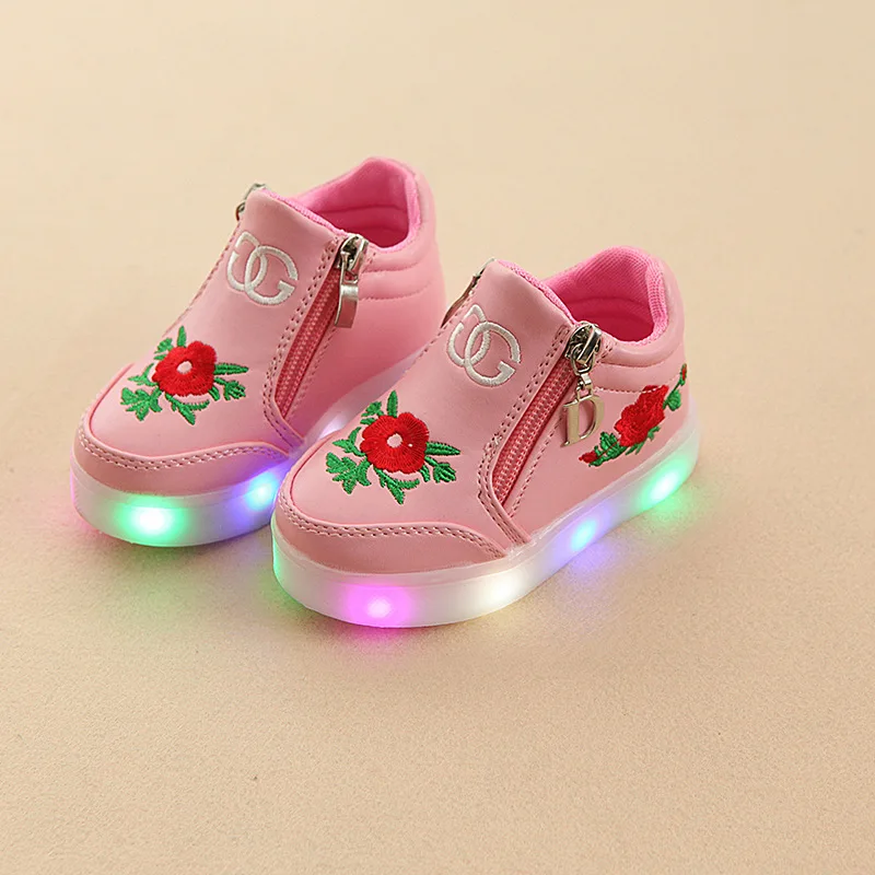 KRIATIV Kids Luminous Sneakers with Flower for Girls Women Shoes with Light Children Glowing Pink Led Shoes Floral for Baby Girl
KRIATIV Kids Luminous Sneakers with Flower for Girls Women Shoes with Light Children Glowing Pink Led Shoes Floral for Baby Girl