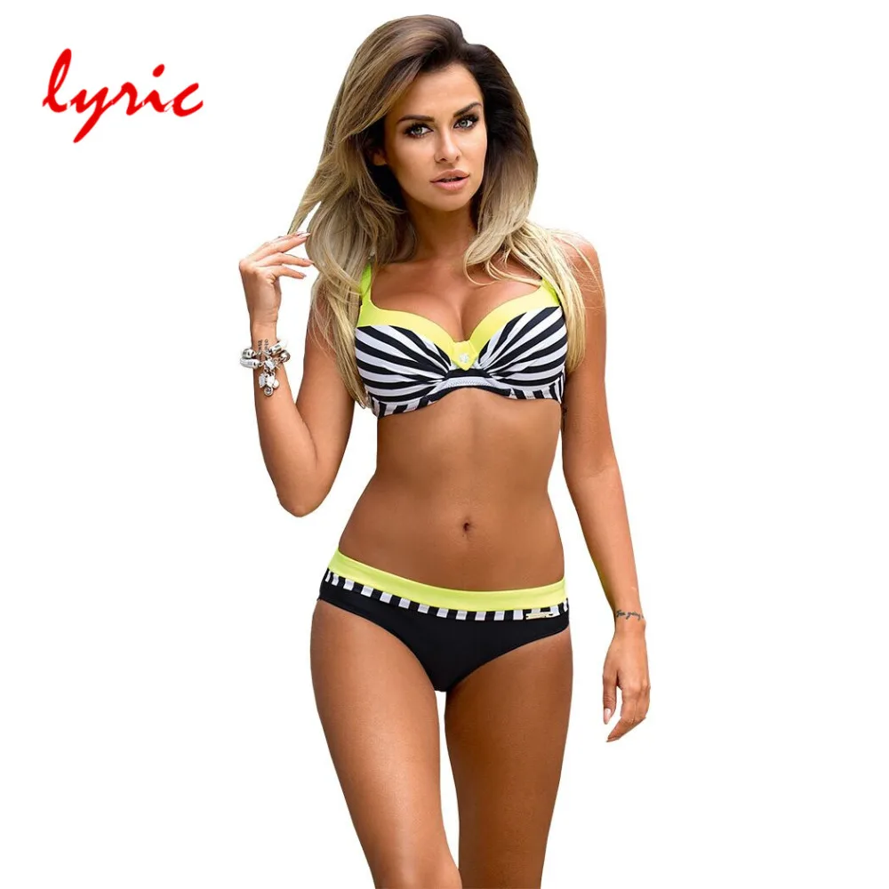 Lyric Plus Size Push Up Bikini Set Print 2019 New Arrival Swimwear Women Bordered Halter Top Bathing Suit Sexy Strappy Swimsuit
Lyric Plus Size Push Up Bikini Set Print 2019 New Arrival Swimwear Women Bordered Halter Top Bathing Suit Sexy Strappy Swimsuit