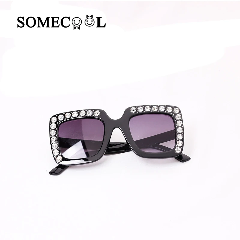 SomeCool New arrived 3-9 years kids sunglasses Diamonds Frame Cute baby boys&girls Summer eyewear Brand Beach oculos de sol n53
SomeCool New arrived 3-9 years kids sunglasses Diamonds Frame Cute baby boys&girls Summer eyewear Brand Beach oculos de sol n53