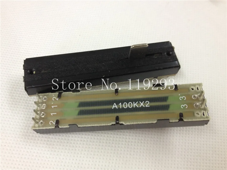 Behringer Mixers Slide Potentiometers double potentiometer 72MM 7.2CM A100K A50K A50KX2 A100KX2 handle length 12MM--10PCS/LOT
Behringer Mixers Slide Potentiometers double potentiometer 72MM 7.2CM A100K A50K A50KX2 A100KX2 handle length 12MM--10PCS/LOT