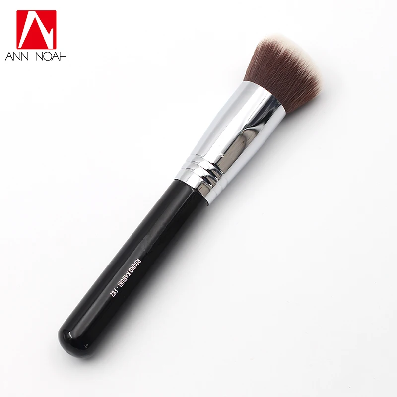 Professional Makeup Wood Handle Exclusive Soft Dense Synthetic Fiber Flawless F82 Round Head Kabuki Powder Brush
Professional Makeup Wood Handle Exclusive Soft Dense Synthetic Fiber Flawless F82 Round Head Kabuki Powder Brush