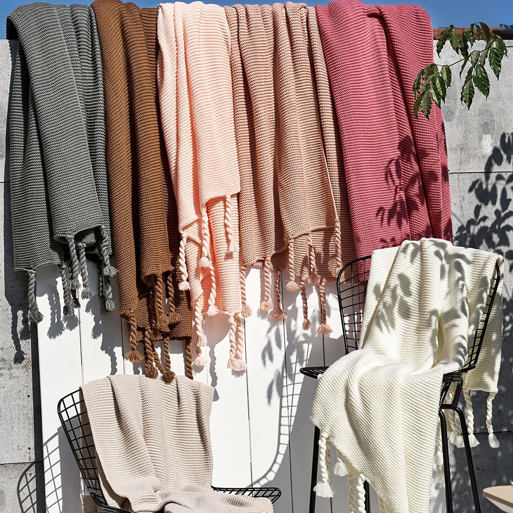 Nordic Sofa knitted blanket Office Leisure Blanket Single Lunch Break Blanket Air Conditioning cobertor Fringes Blankets Shawl10
Nordic Sofa knitted blanket Office Leisure Blanket Single Lunch Break Blanket Air Conditioning cobertor Fringes Blankets Shawl10