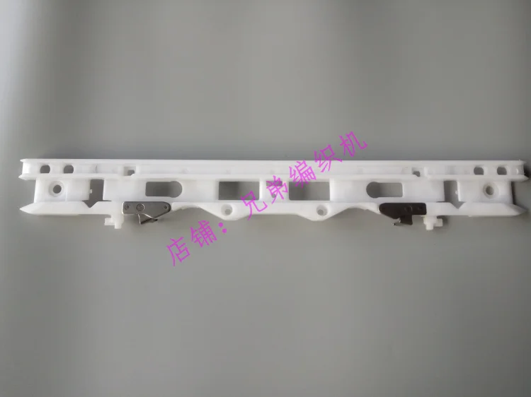 Brother Knitting Machine Accessories KH260 A168 Rear Foot Accessory No 413346001
Brother Knitting Machine Accessories KH260 A168 Rear Foot Accessory No 413346001