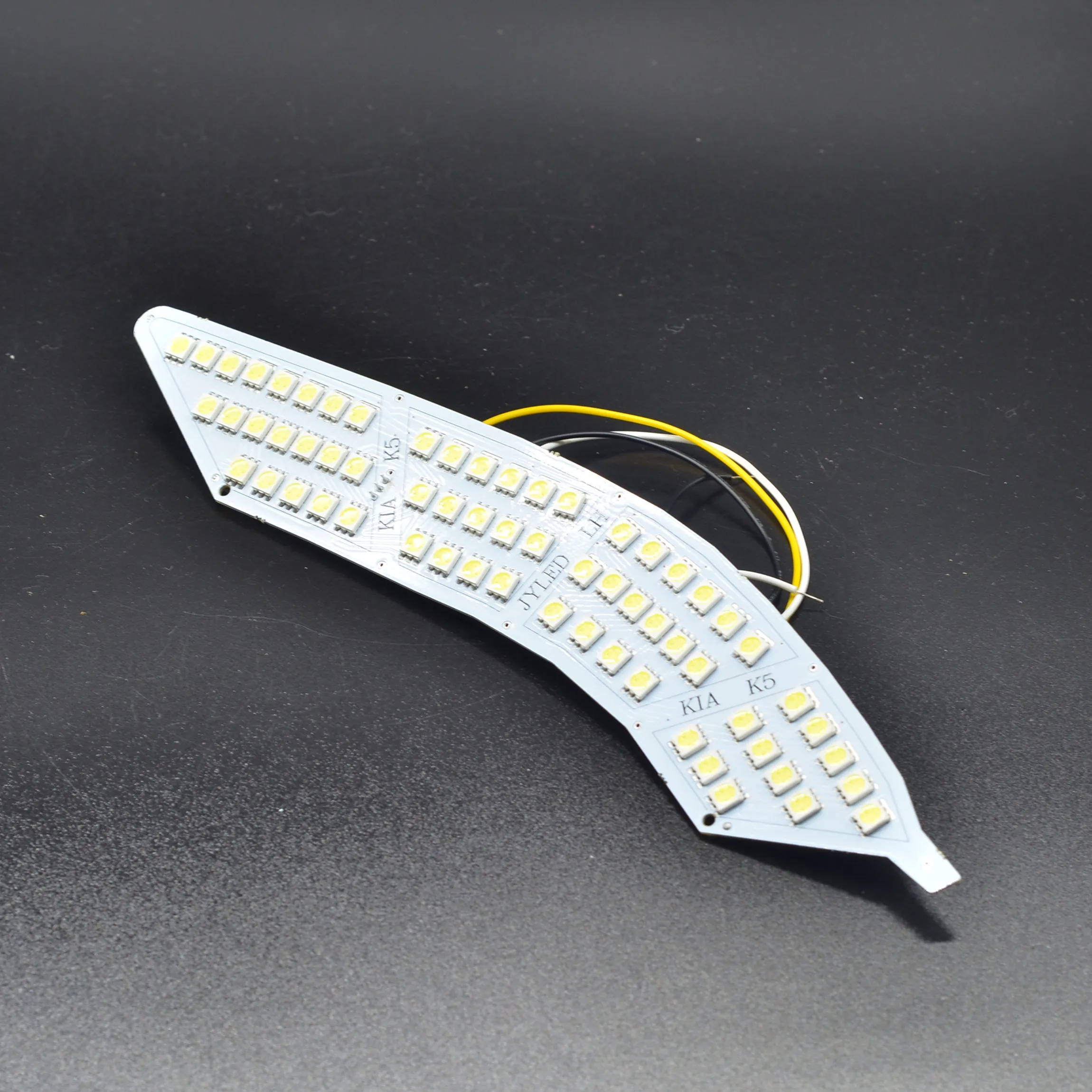 KIA K5 Exclusive Use LED Angel Eyes Square / Round Shape Full Set Custom-made DRL Two Colors White Yellow 18W 12V
KIA K5 Exclusive Use LED Angel Eyes Square / Round Shape Full Set Custom-made DRL Two Colors White Yellow 18W 12V