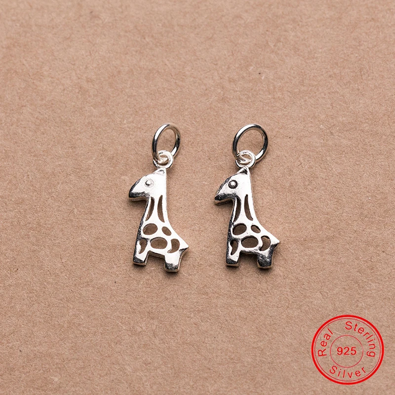 UQBing 925 Sterling Silver Vintage Mini Giraffe Charms For Women DIY Animal Jewelry Findings Acessories
UQBing 925 Sterling Silver Vintage Mini Giraffe Charms For Women DIY Animal Jewelry Findings Acessories