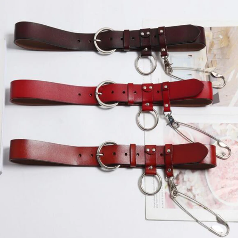 2019 New Fashion Punk Belt female big metal pin buckle jeans wild belts for women Street casual Pants belt Straps Accessory
2019 New Fashion Punk Belt female big metal pin buckle jeans wild belts for women Street casual Pants belt Straps Accessory