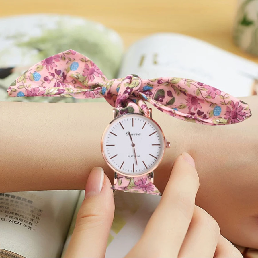 Women Watches Vogue Floral Strap Wristwatch Women's Jacquard Cloth Zegarek Damski Quartz Watch Dress Bracelet Relogio Feminino
Women Watches Vogue Floral Strap Wristwatch Women's Jacquard Cloth Zegarek Damski Quartz Watch Dress Bracelet Relogio Feminino
