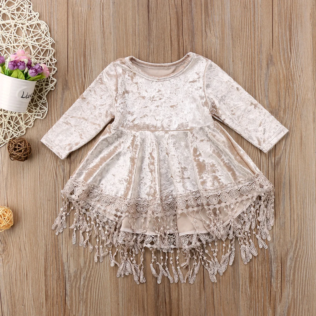 New Solid Princess Kids Baby Girl Dress Velvet Tassel Party Wedding Dress Dress Outfits
New Solid Princess Kids Baby Girl Dress Velvet Tassel Party Wedding Dress Dress Outfits