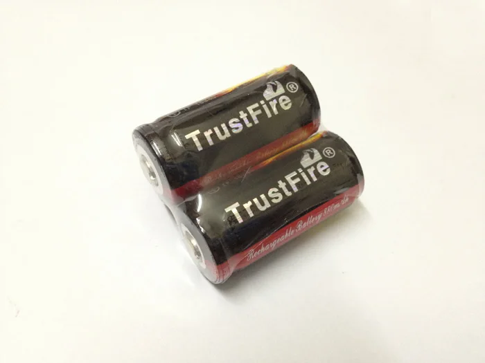 

2pcs/lot TrustFire Protected 16340 880mAh 3.7V Rechargeable Battery Lithium Batteries with PCB For Flashlights Torches