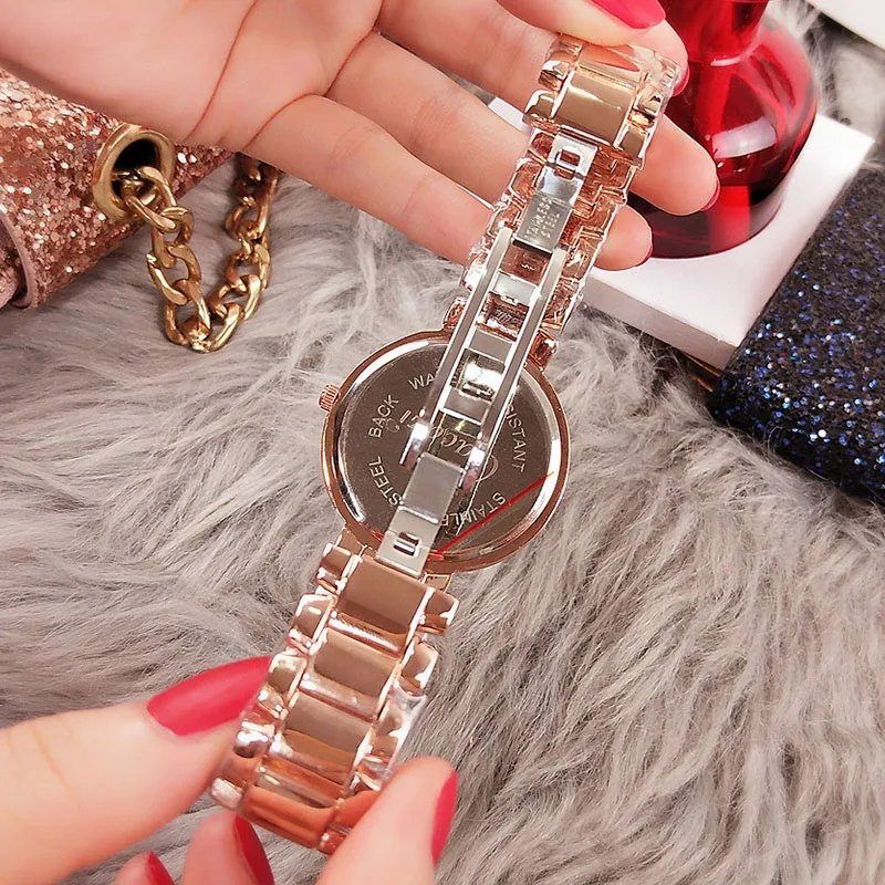 2019 Lady Crystal Watch Women Dress Quartz Female Clock Fashion Rose Gold Diamond Women Watches Gifts For Women Relogio Feminino
2019 Lady Crystal Watch Women Dress Quartz Female Clock Fashion Rose Gold Diamond Women Watches Gifts For Women Relogio Feminino