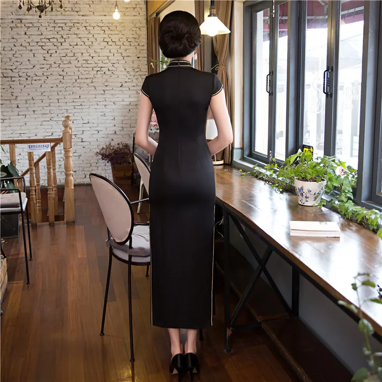 New Arrival Fashion Satin Long Cheongsam Purple Chinese Women's Dress Elegant Qipao Vestidos Size S M L XL XXL XXXL 27587A 
New Arrival Fashion Satin Long Cheongsam Purple Chinese Women's Dress Elegant Qipao Vestidos Size S M L XL XXL XXXL 27587A