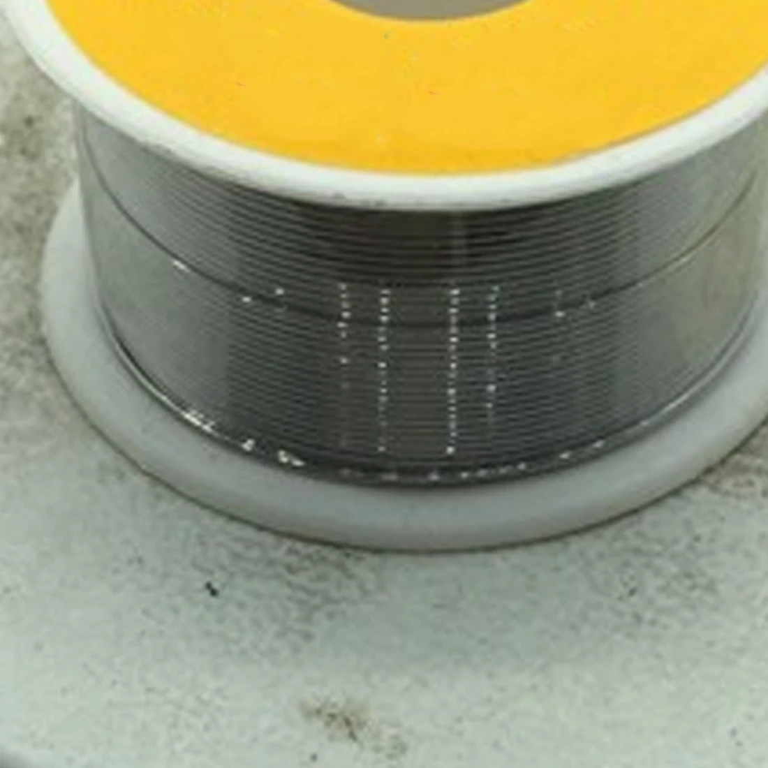 Welding Iron Wire Reel 0.8mm 63/37 Tin Lead Line Rosin Core Flux Solder Soldering
Welding Iron Wire Reel 0.8mm 63/37 Tin Lead Line Rosin Core Flux Solder Soldering