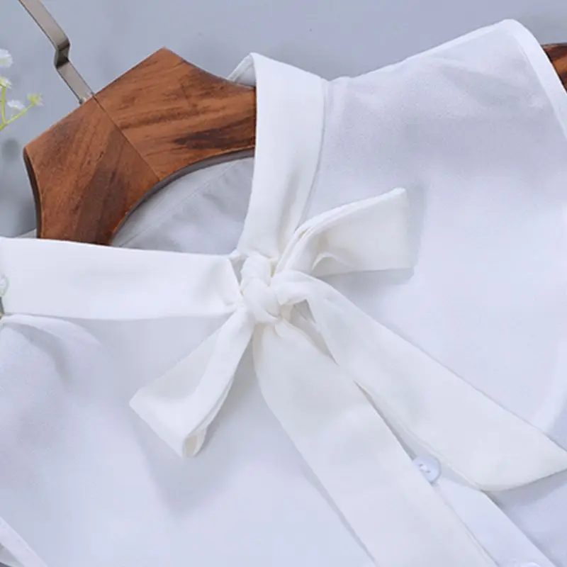 Women New Bow Collar Shirt Fake Collar Tie Vintage Detachable Collar False Collar Lapel Blouse Top Women Clothes Accessories
Women New Bow Collar Shirt Fake Collar Tie Vintage Detachable Collar False Collar Lapel Blouse Top Women Clothes Accessories