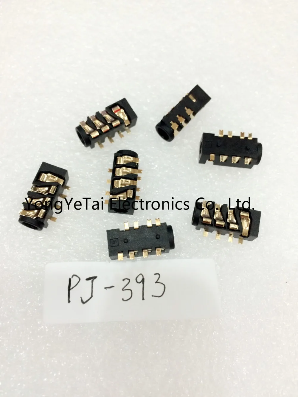 10PCS PJ-393 gold-plated 383 eight-foot 7 foot section 4 SMD SMD 7PIN 3.5MM headphone jack audio jack S
10PCS PJ-393 gold-plated 383 eight-foot 7 foot section 4 SMD SMD 7PIN 3.5MM headphone jack audio jack S