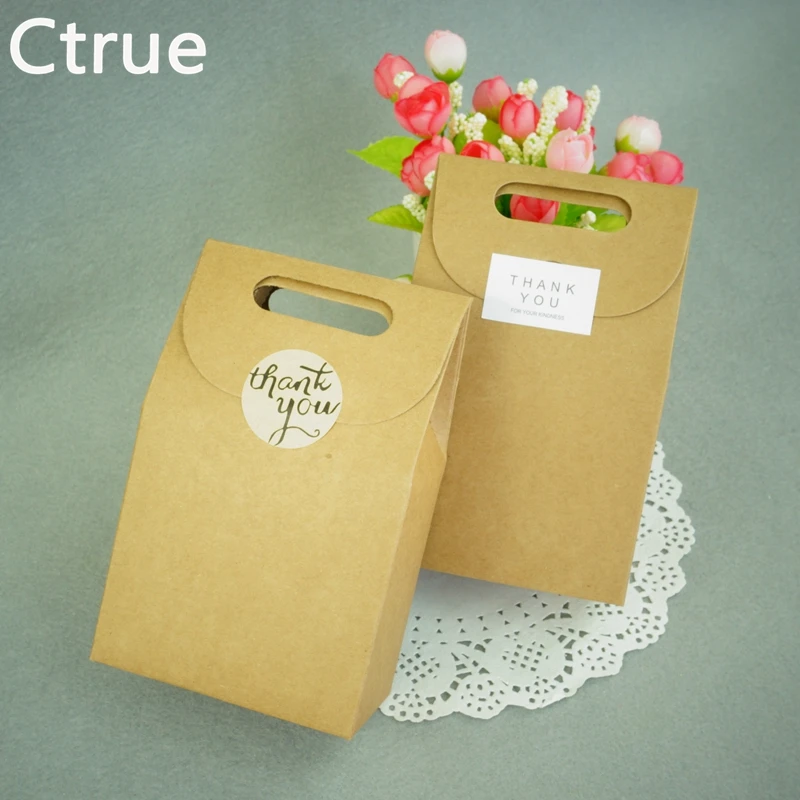 Ctrue 20Pcs Kraft Paper Candy Box with thank you tag Sticker wedding favor and Gift for Guests Packaging Boxes wedding souvenirs
Ctrue 20Pcs Kraft Paper Candy Box with thank you tag Sticker wedding favor and Gift for Guests Packaging Boxes wedding souvenirs