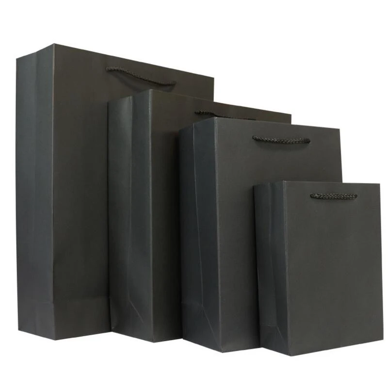 20pcs/lot 15x20x6cm Black Paperboard Bag Wedding Birthday Party Gift Bag Multi-size Wholesale Tote Bag
20pcs/lot 15x20x6cm Black Paperboard Bag Wedding Birthday Party Gift Bag Multi-size Wholesale Tote Bag