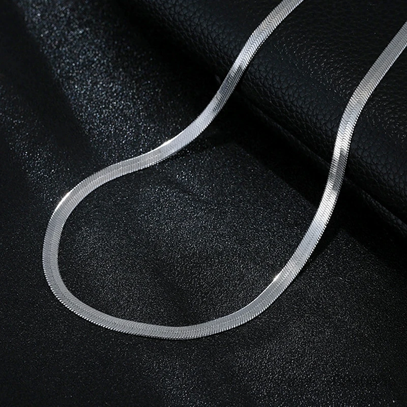 925 Silver Necklace 4MM Snake Chain Men & Women Couple Sterling Silver Jewelry Blade Chain Fashion Jewelry Gift
925 Silver Necklace 4MM Snake Chain Men & Women Couple Sterling Silver Jewelry Blade Chain Fashion Jewelry Gift