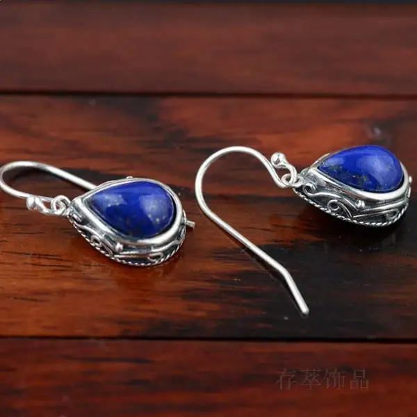 S925 sterling silver handmade Thai silver inlay of natural lapis lazuli drop earrings
S925 sterling silver handmade Thai silver inlay of natural lapis lazuli drop earrings