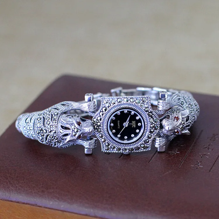Лидер продаж, настоящие часы Siver Cheetah, высококачественные часы из серебра S925 пробы с леопардовым принтом, часы с браслетом из чистого серебра...
Лидер продаж, настоящие часы Siver Cheetah, высококачественные часы из серебра S925 пробы с леопардовым принтом, часы с браслетом из чистого серебра...