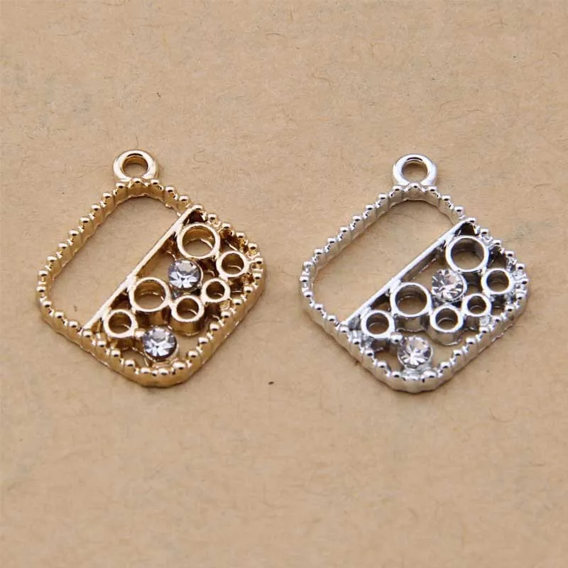 100pcs 22*19mm square hollow alloy point drill small pendant diy bracelet earring accessories wholesale
100pcs 22*19mm square hollow alloy point drill small pendant diy bracelet earring accessories wholesale