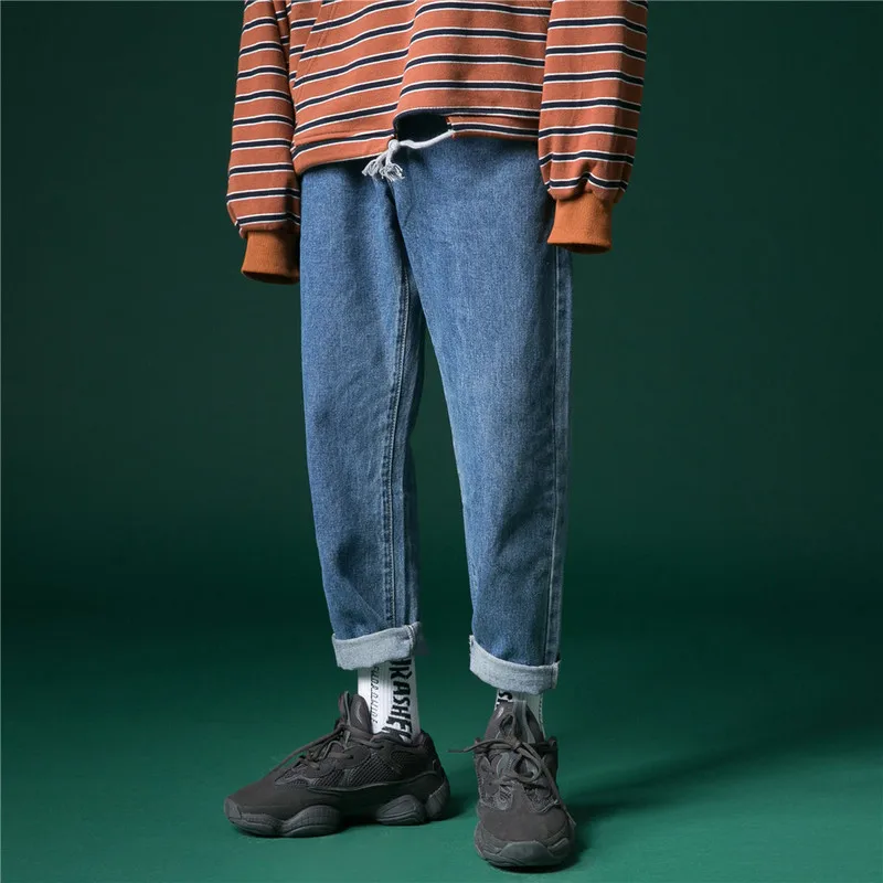 Original Jeans for Mens Denim Jeans Men Straight Loose Casual Cowboy Pants Spring 2019 Mens Fashion Korean Solid Trousers
Original Jeans for Mens Denim Jeans Men Straight Loose Casual Cowboy Pants Spring 2019 Mens Fashion Korean Solid Trousers