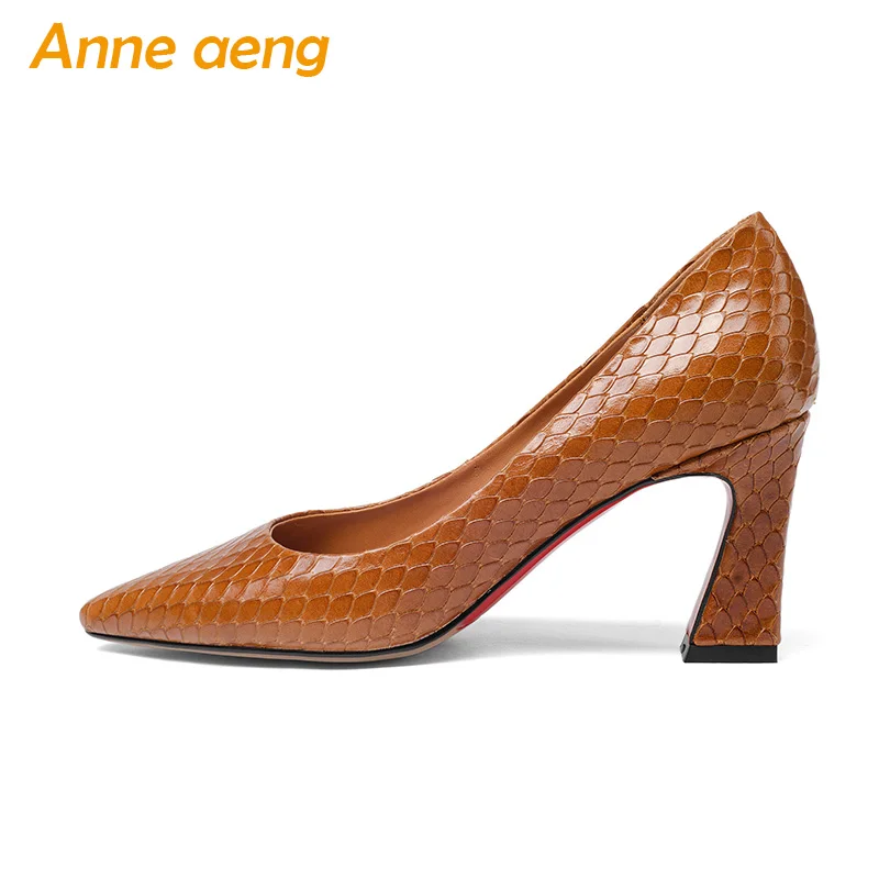 New Genuine Leather Women Pumps High Heels Pigskin Insole Pointed Toe Sexy Office Ladies Bridal Wedding Shoes Orange High Heels
New Genuine Leather Women Pumps High Heels Pigskin Insole Pointed Toe Sexy Office Ladies Bridal Wedding Shoes Orange High Heels
