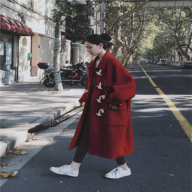 2019 Autumn Winter Women Loose Casual Wool Coats Female Vintage Solid Woolen Overcoat Ladies Thick Warm Wool Blend Outwear V541
2019 Autumn Winter Women Loose Casual Wool Coats Female Vintage Solid Woolen Overcoat Ladies Thick Warm Wool Blend Outwear V541