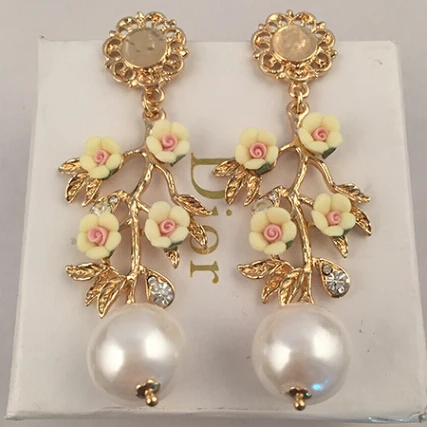 Fashion Show Big Brand D G Retro Baroque Flower Drop Branch earrings vintage dangle drop earrings for women new fashion jewelry
Fashion Show Big Brand D G Retro Baroque Flower Drop Branch earrings vintage dangle drop earrings for women new fashion jewelry