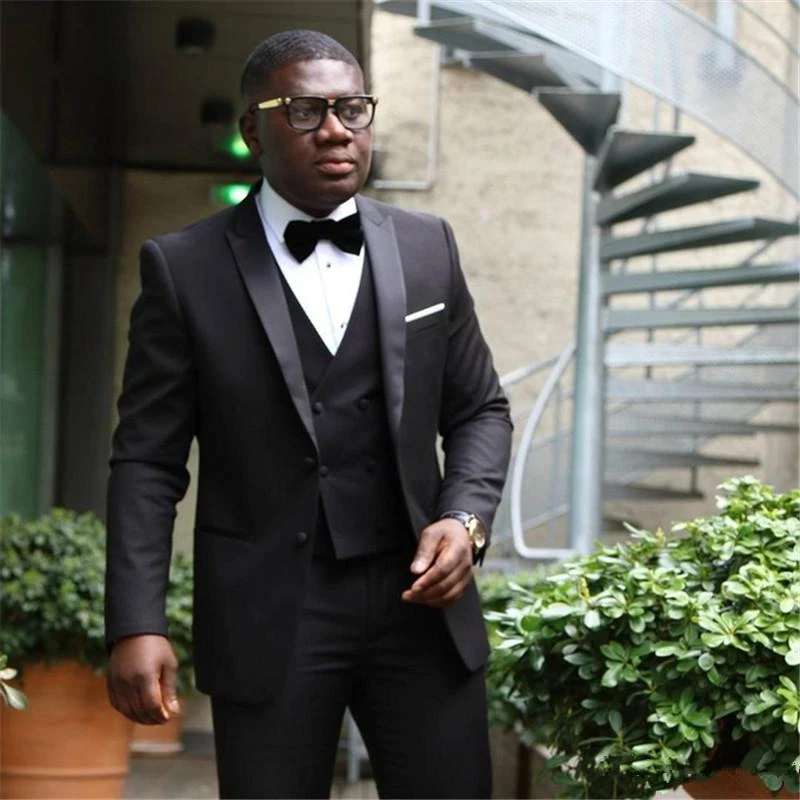 Handsome Groomsmen Peak Lapel Groom Tuxedos Mens Wedding Dress Man Jacket Blazer Prom Dinner (Jacket+Pants+Tie+Vest) A212
Handsome Groomsmen Peak Lapel Groom Tuxedos Mens Wedding Dress Man Jacket Blazer Prom Dinner (Jacket+Pants+Tie+Vest) A212