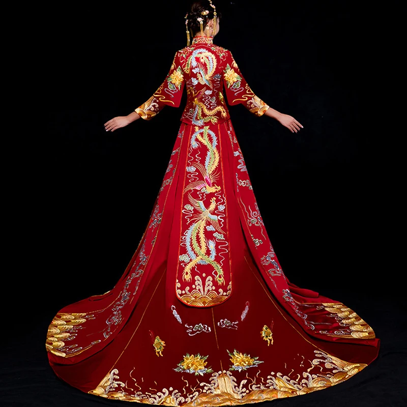 bride wedding dress Traditional chinese style costume Phoenix cheongsam Embroidery clothing Luxury ancient Royal Red Qipao gown |