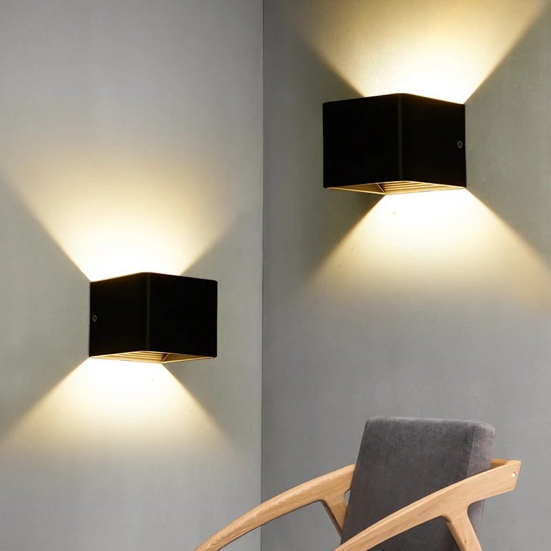 LED indoor wall lamp square modern home lighting decorative bedside bedroom wall lamp bathroom corridor aluminum lamp 85-265v 7w
LED indoor wall lamp square modern home lighting decorative bedside bedroom wall lamp bathroom corridor aluminum lamp 85-265v 7w