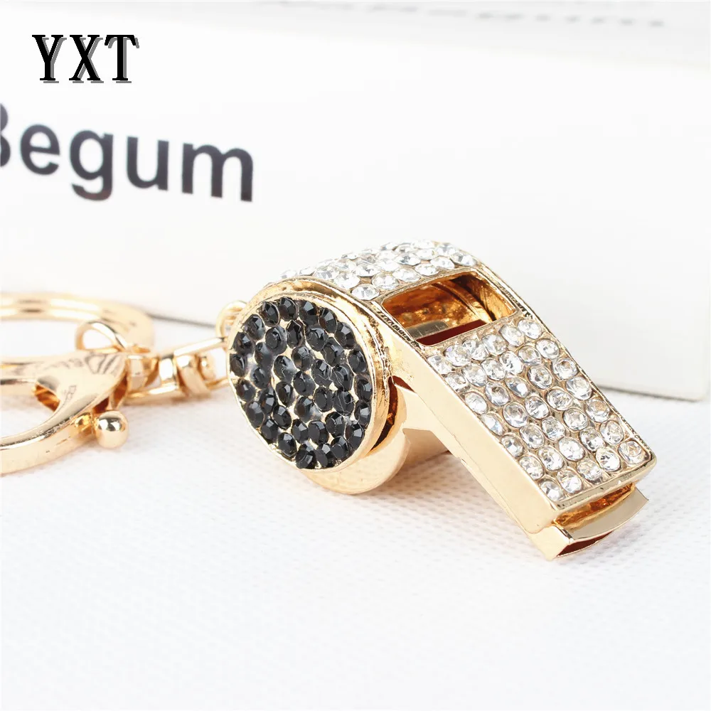 Lovely Fashion Whistle Crystal Rhinestone Charm Pendant Purse Bag Car Key Ring Chain Creative Wedding Party Christmas Gift
Lovely Fashion Whistle Crystal Rhinestone Charm Pendant Purse Bag Car Key Ring Chain Creative Wedding Party Christmas Gift