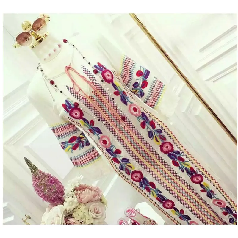 Women Bohemian Long Slim Dresses 2020 Spring Autumn Long Sleeves A Line Embroidery Ethnic Female Holiday Dress Chic Boho Vestido
Women Bohemian Long Slim Dresses 2020 Spring Autumn Long Sleeves A Line Embroidery Ethnic Female Holiday Dress Chic Boho Vestido