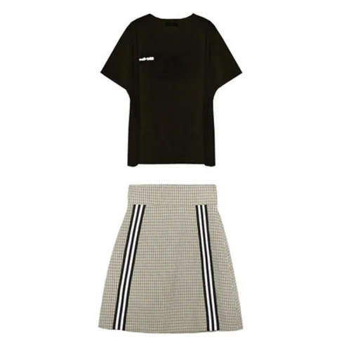 Woman Elegant Fashion Chic 2 Pcs Set Plaid Striped Mini Casual Twinset Korean Brief High Waist Two Piece Set
Woman Elegant Fashion Chic 2 Pcs Set Plaid Striped Mini Casual Twinset Korean Brief High Waist Two Piece Set