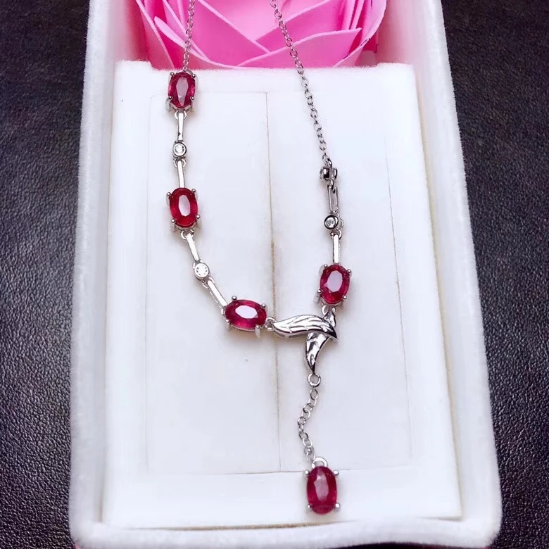 Natural red ruby gem Pendant necklace S925 silver Natural gemstone necklace Fashion Water drop chain woman wedding fine jewelery
Natural red ruby gem Pendant necklace S925 silver Natural gemstone necklace Fashion Water drop chain woman wedding fine jewelery