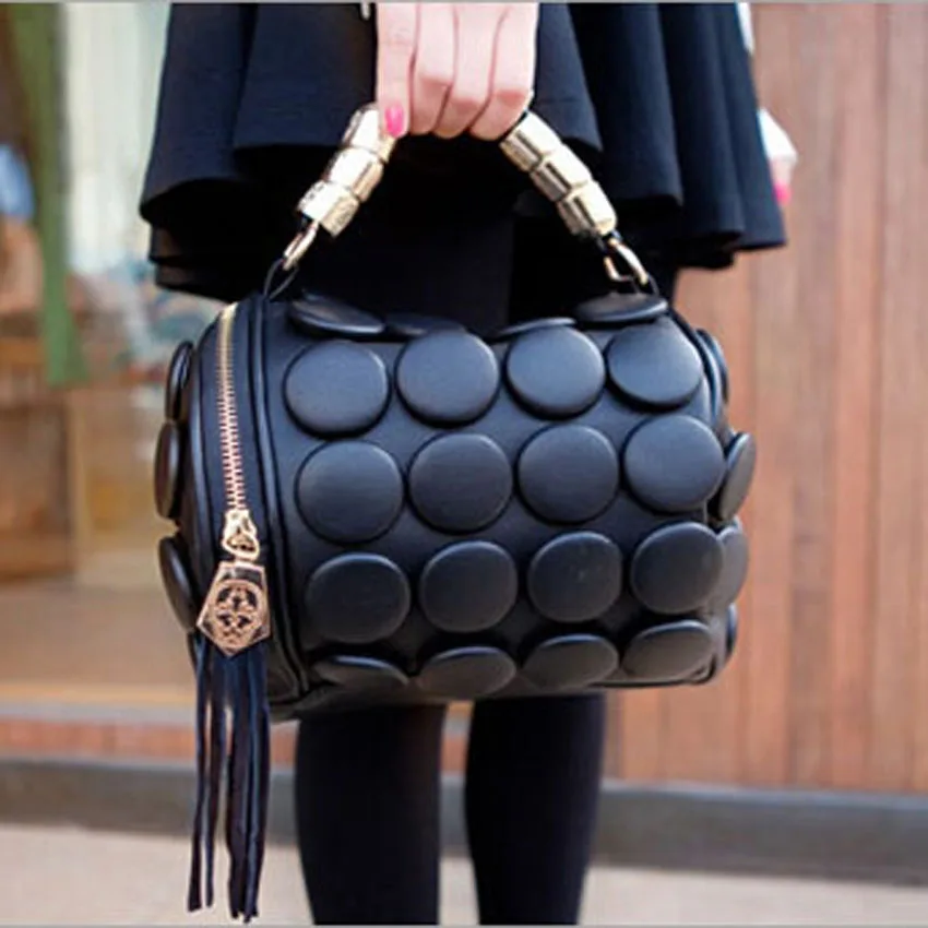Button Purses and Handbags Women Tassel Messenger Bag Women Leather Handbag 50PCS/lot
Button Purses and Handbags Women Tassel Messenger Bag Women Leather Handbag 50PCS/lot